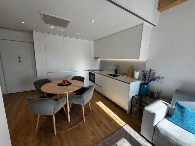 Apartamento T1 para Arrendamento em Azurem Foto 7