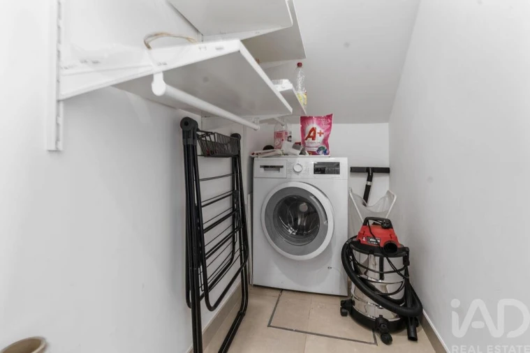 Moradia T4 para Arrendamento em Estômbar e Parchal Foto 16