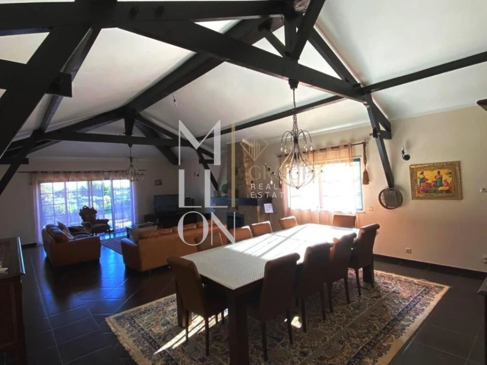 Moradia T5 para Venda em Guia Foto 12