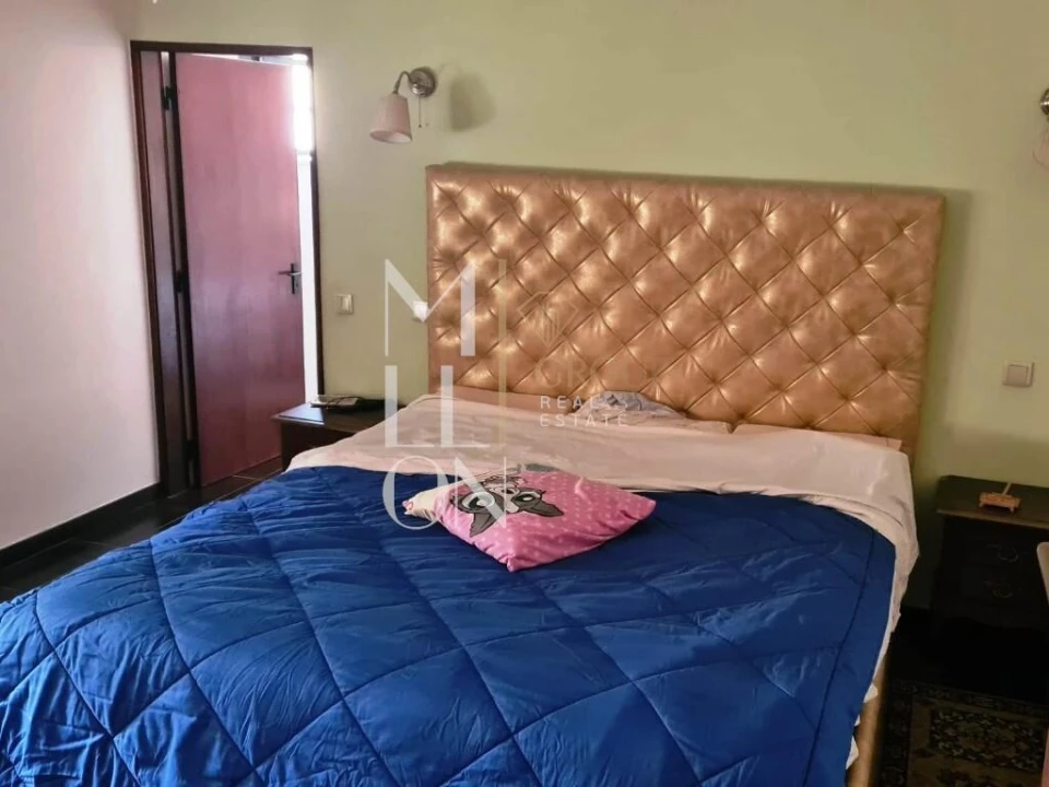 Moradia T5 para Venda em Guia Foto 19