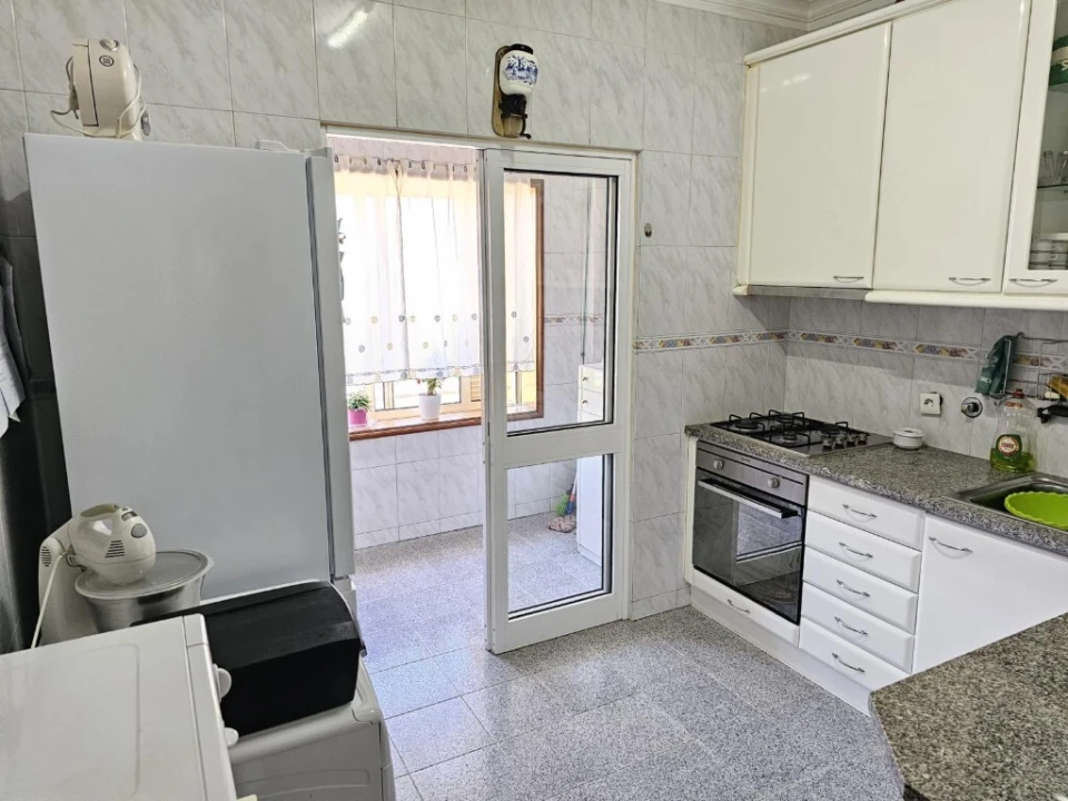 Apartamento T2 para Venda em Rio Tinto Foto 9