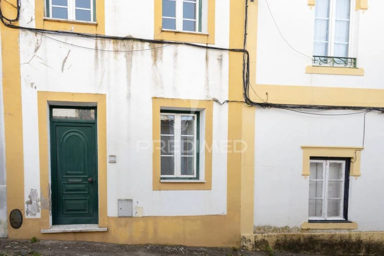 Moradia T2 para Venda em Évora (São Mamede, Sé, São Pedro e Santo Antão) Foto 1