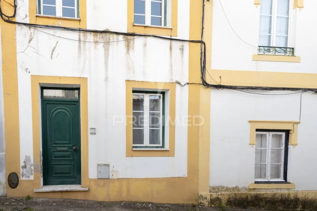 Moradia T2 para Venda em Évora (São Mamede, Sé, São Pedro e Santo Antão) Foto 1