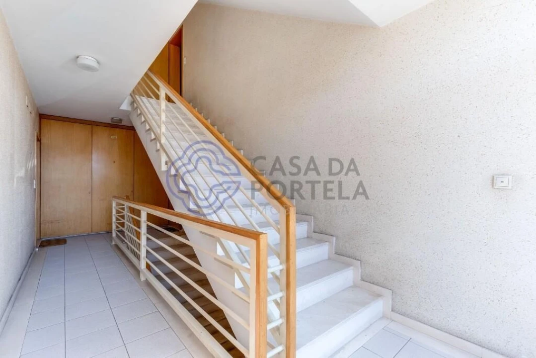 Apartamento T2 para Venda em Arvore Foto 6