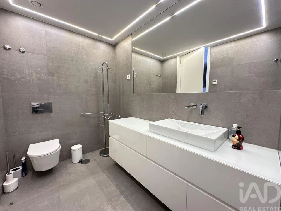 Apartamento T2 para Venda em Subportela, Deocriste e Portela Susã Foto 18