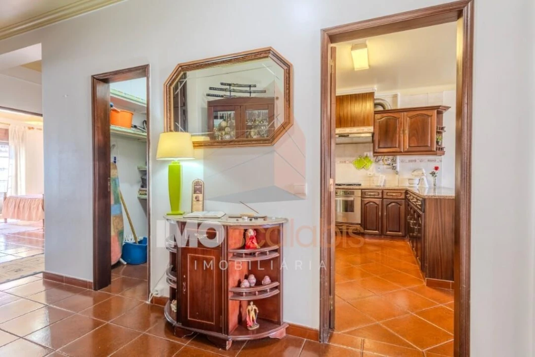 Apartamento T2 para Venda em Almeirim Foto 19