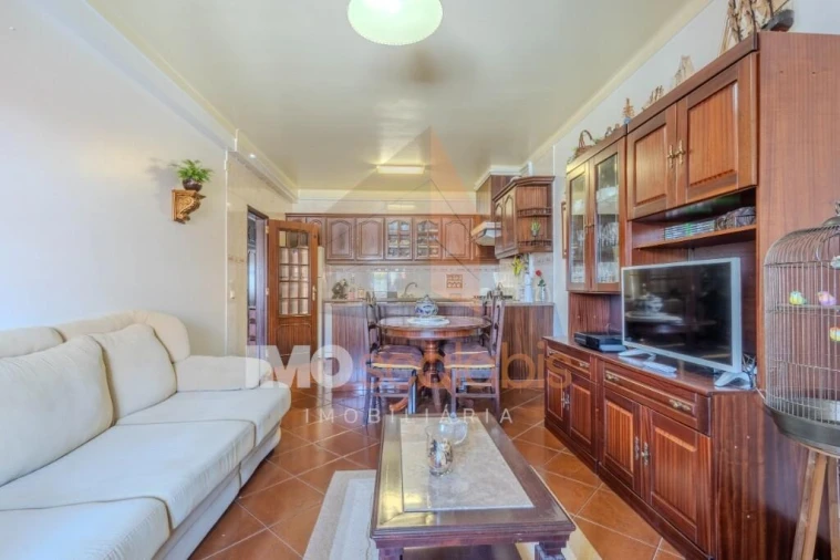 Apartamento T2 para Venda em Almeirim Foto 17