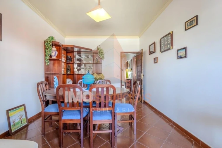 Apartamento T2 para Venda em Almeirim Foto 4