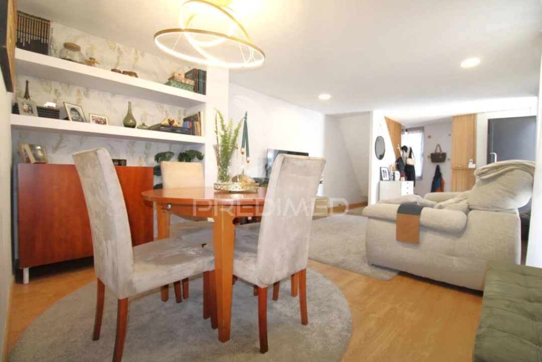 Moradia T3 para Venda em Rio Tinto Foto 3