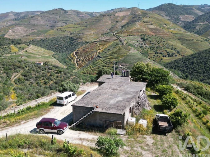 Quinta T2 para Venda em Ervedosa do Douro Foto 3