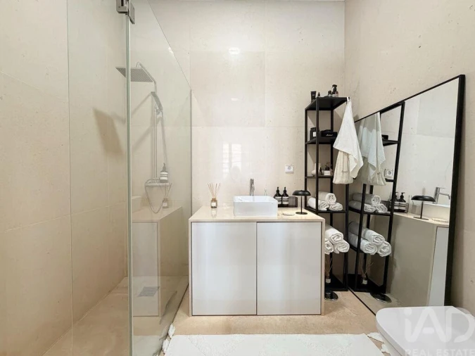 Apartamento T1 para Venda em São Vicente Foto 26