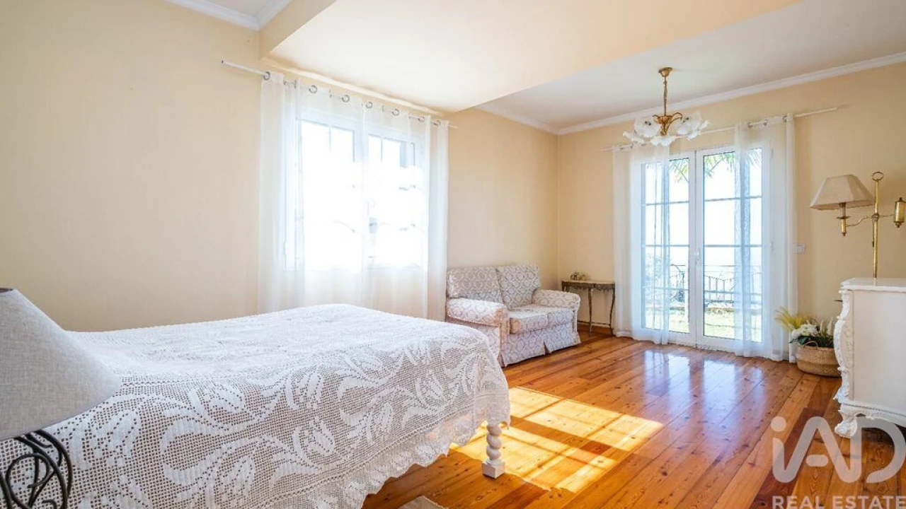 Moradia para Venda em Funchal (Santa Maria Maior) Foto 14