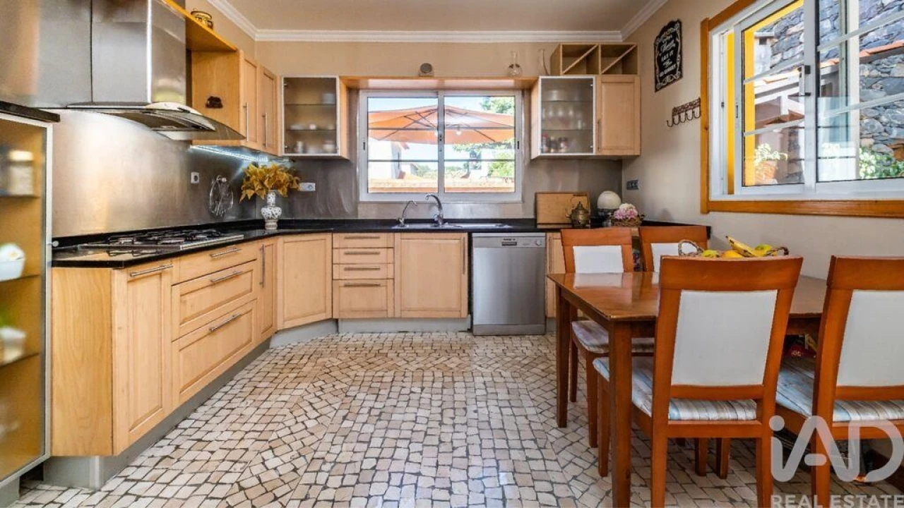 Moradia para Venda em Funchal (Santa Maria Maior) Foto 20