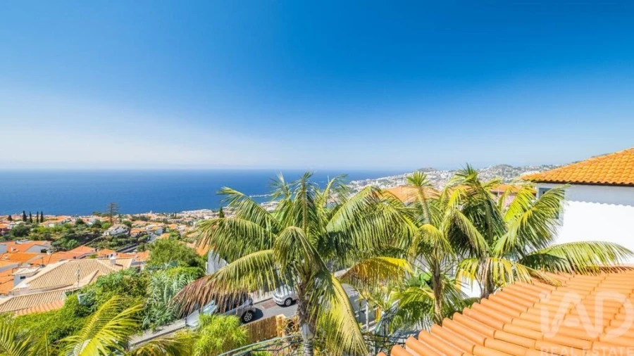 Moradia para Venda em Funchal (Santa Maria Maior) Foto 2