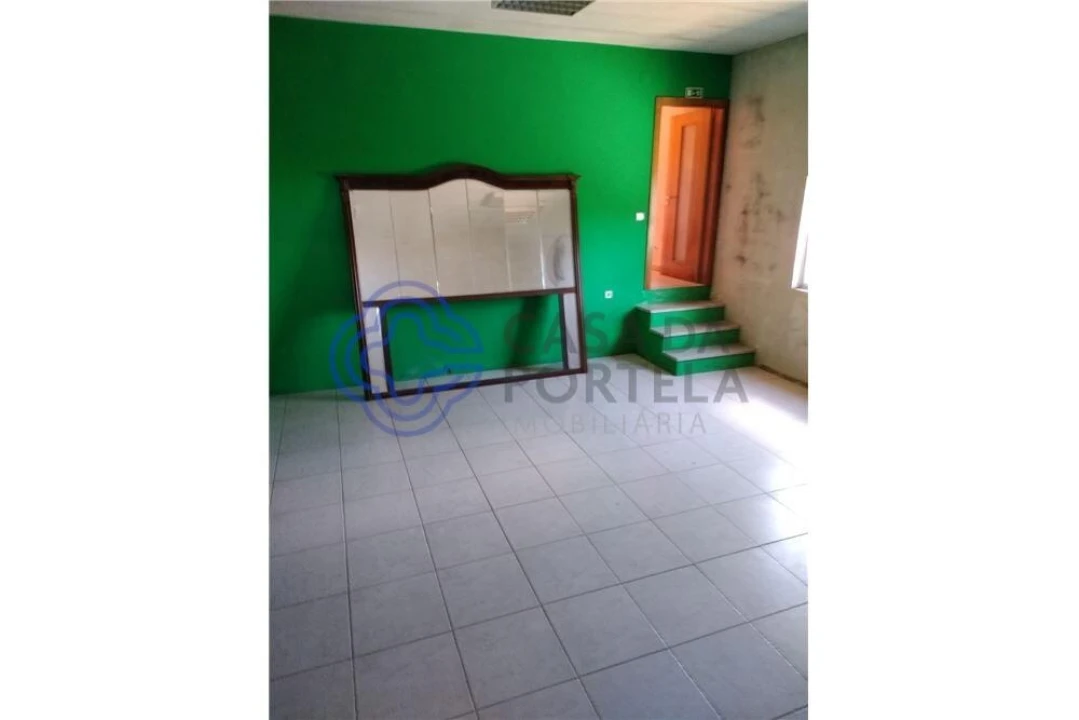 Armazém para Venda em Ferreira Foto 9