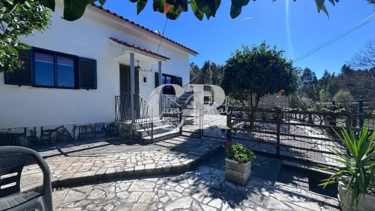 Moradia T3 para Venda em Alvares Foto 11