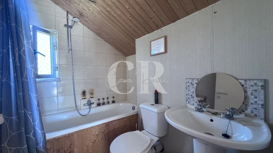 Moradia T3 para Venda em Alvares Foto 16