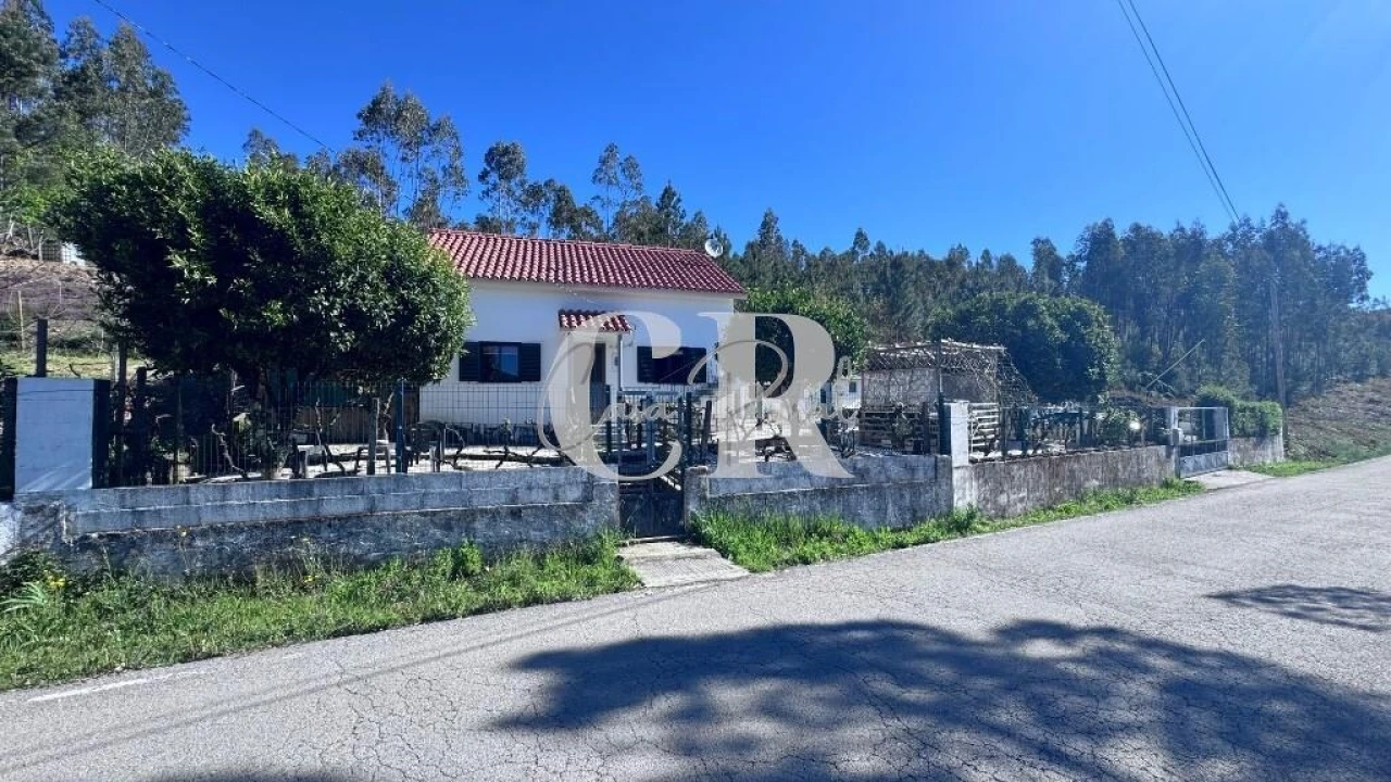 Moradia T3 para Venda em Alvares Foto 1