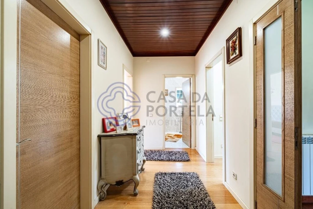 Moradia T4 para Venda em Lordelo Foto 27