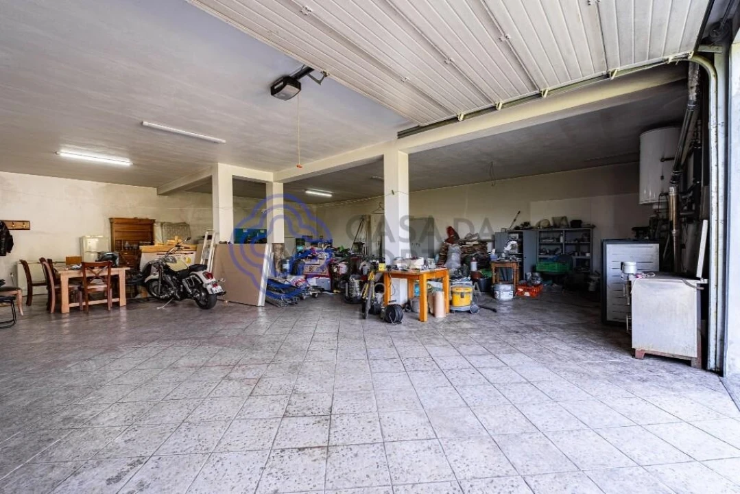 Moradia T4 para Venda em Lordelo Foto 40