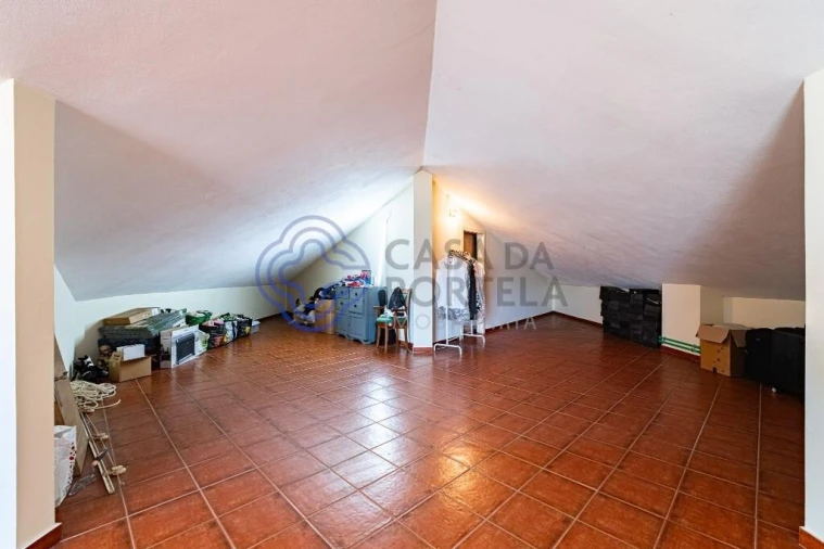 Moradia T4 para Venda em Lordelo Foto 30