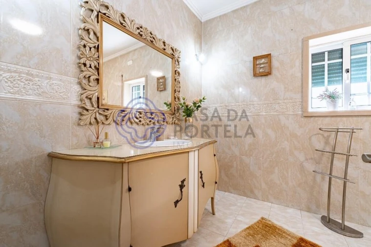 Moradia T4 para Venda em Lordelo Foto 22