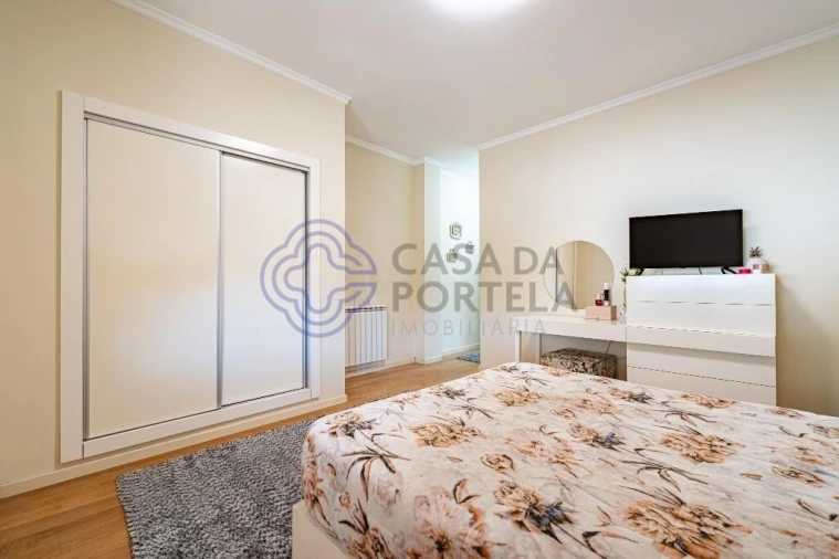 Moradia T4 para Venda em Lordelo Foto 26