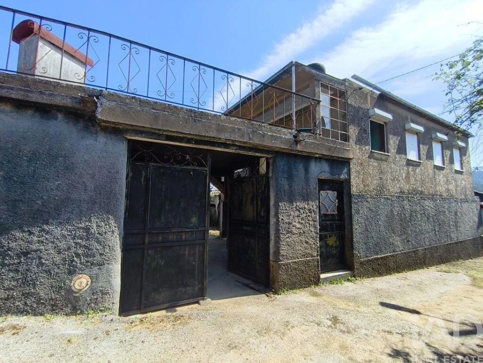 Moradia T3 para Venda em Semide e Rio Vide Foto 4