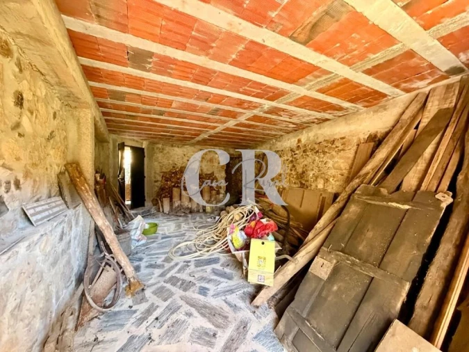 Moradia T2 para Venda em Aguda Foto 5