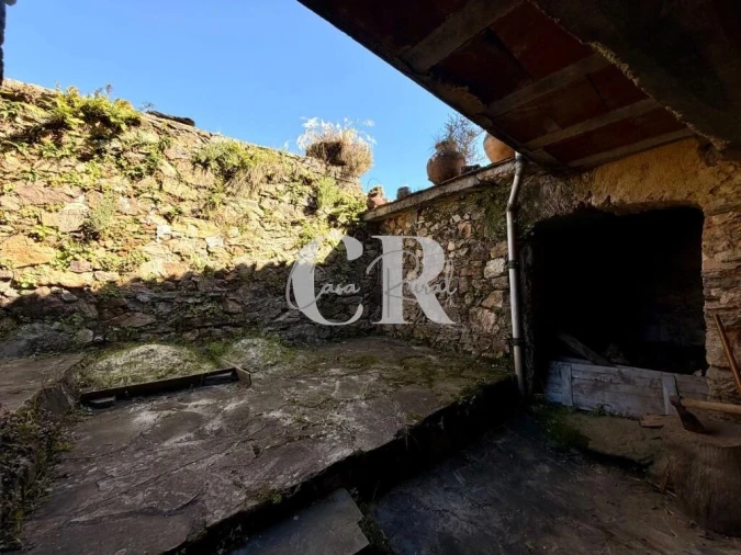 Moradia T2 para Venda em Aguda Foto 10