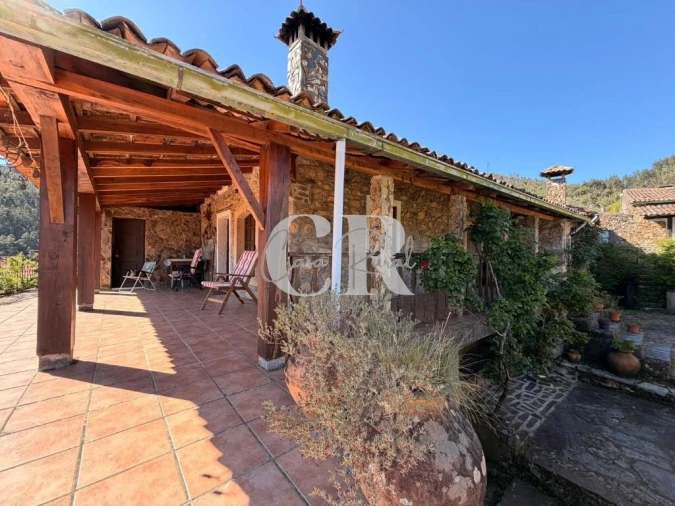 Moradia T2 para Venda em Aguda Foto 45