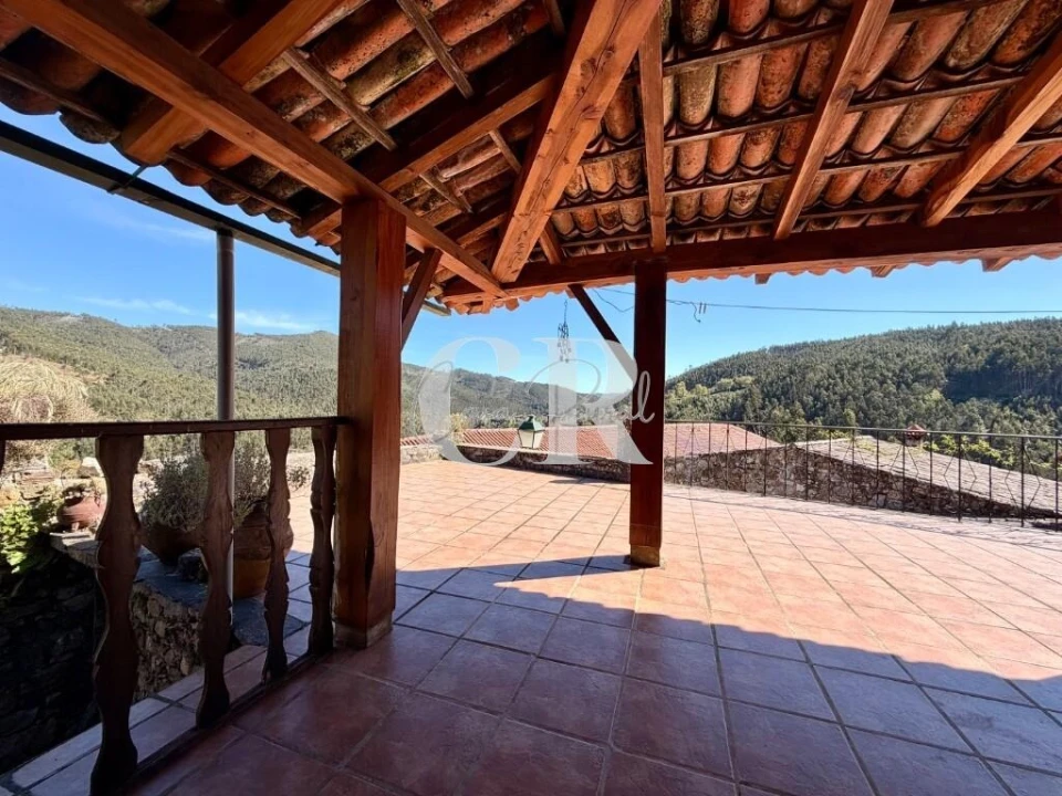 Moradia T2 para Venda em Aguda Foto 14