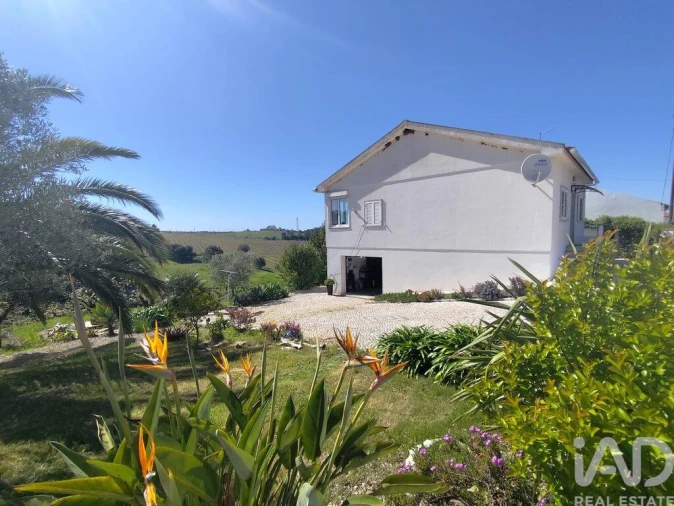 Moradia T5 para Venda em Lamas e Cercal Foto 4