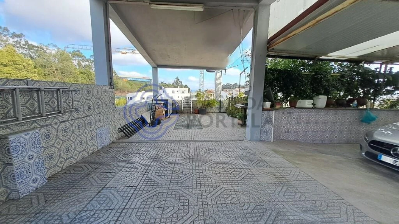 Moradia T4 para Venda em Baguim do Monte (Rio Tinto) Foto 43