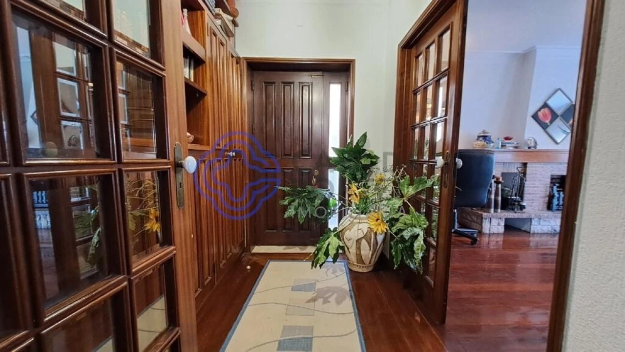 Moradia T4 para Venda em Baguim do Monte (Rio Tinto) Foto 7