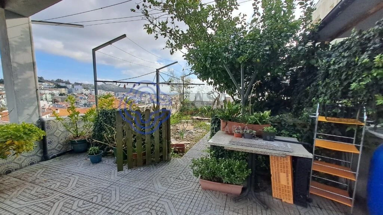 Moradia T4 para Venda em Baguim do Monte (Rio Tinto) Foto 49