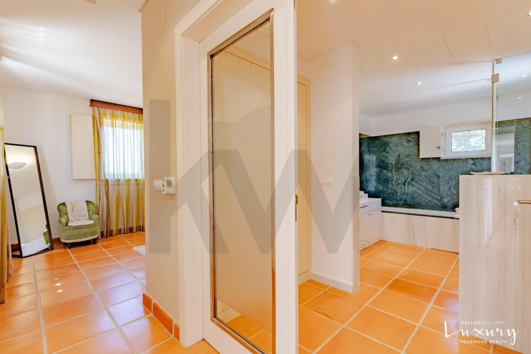 Moradia T5 para Venda em Vau Foto 52