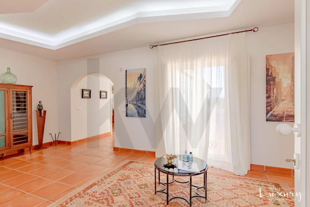 Moradia T5 para Venda em Vau Foto 19