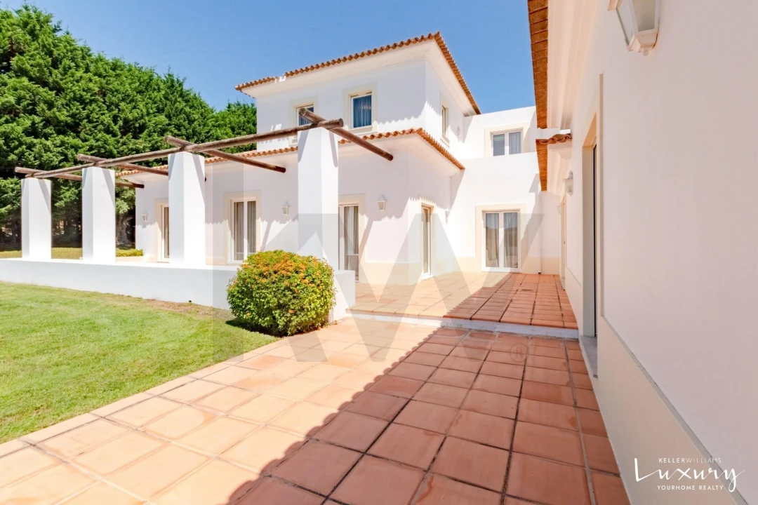 Moradia T5 para Venda em Vau Foto 10