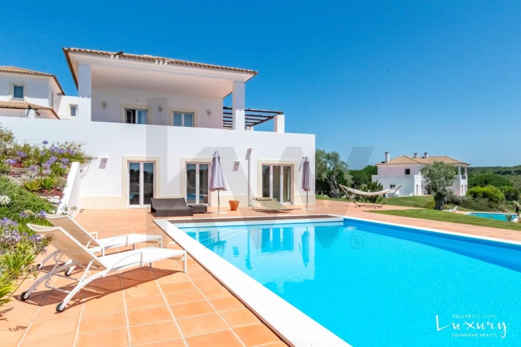 Moradia T5 para Venda em Vau Foto 5