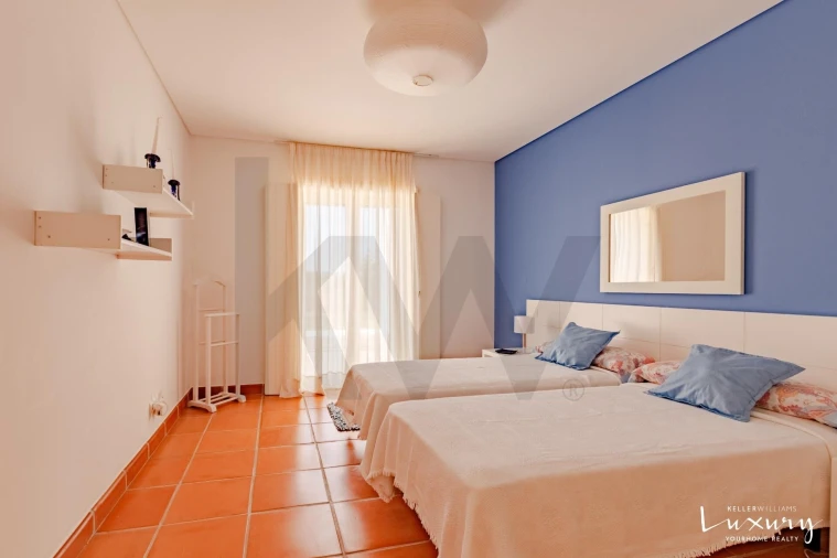 Moradia T5 para Venda em Vau Foto 42