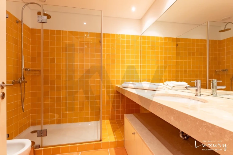 Moradia T5 para Venda em Vau Foto 37