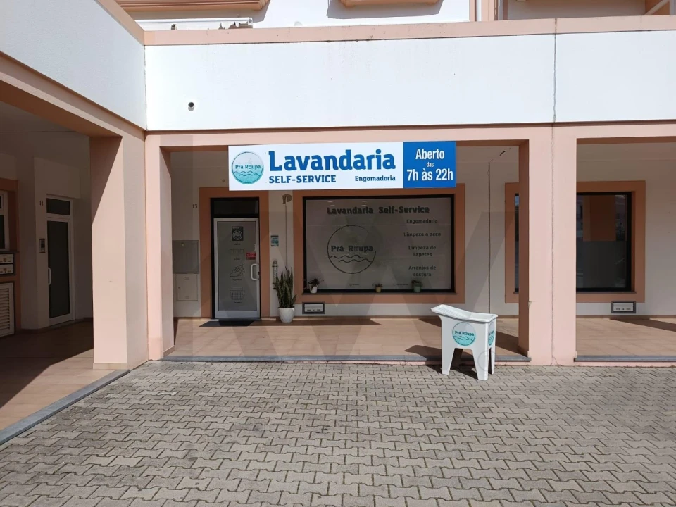 Negócio para Venda em Nossa Senhora da Vila, Nossa Senhora do Bispo e Silveiras Foto 2