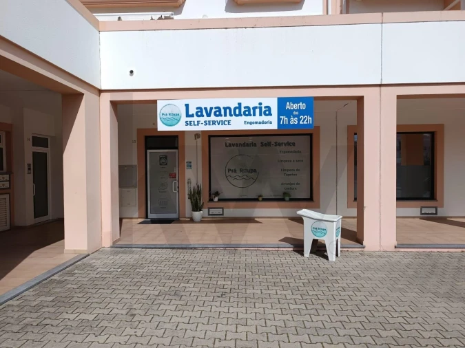 Negócio para Venda em Nossa Senhora da Vila, Nossa Senhora do Bispo e Silveiras Foto 2