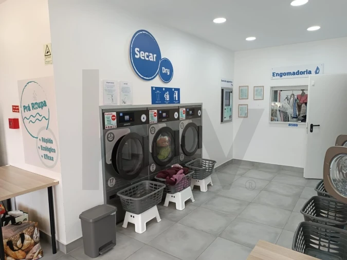 Negócio para Venda em Nossa Senhora da Vila, Nossa Senhora do Bispo e Silveiras Foto 7