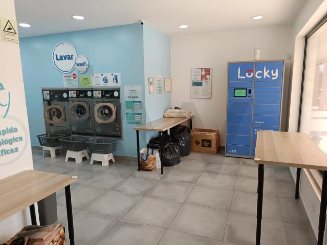 Negócio para Venda em Nossa Senhora da Vila, Nossa Senhora do Bispo e Silveiras Foto 3