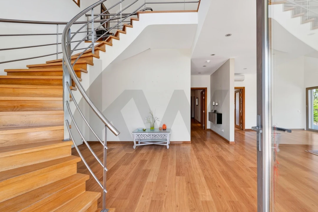 Moradia T6 para Venda em Corroios Foto 16