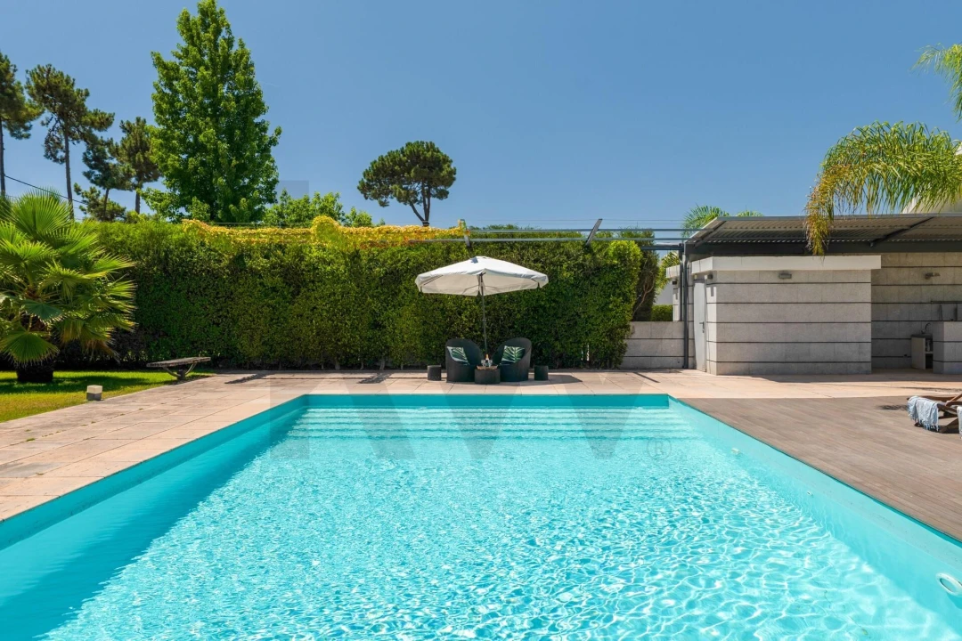 Moradia T6 para Venda em Corroios Foto 8