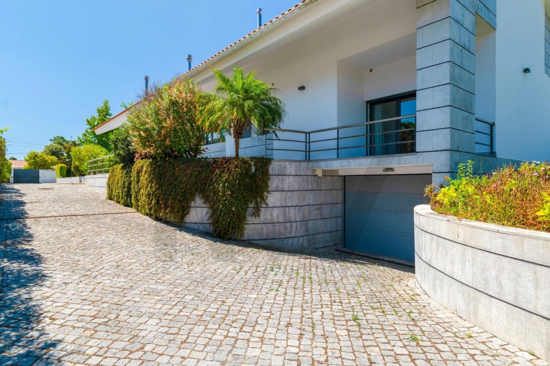 Moradia T6 para Venda em Corroios Foto 61