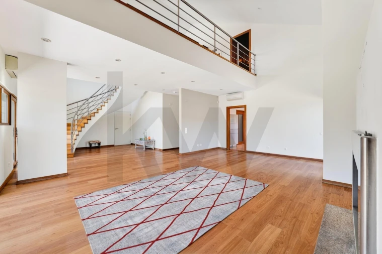 Moradia T6 para Venda em Corroios Foto 18